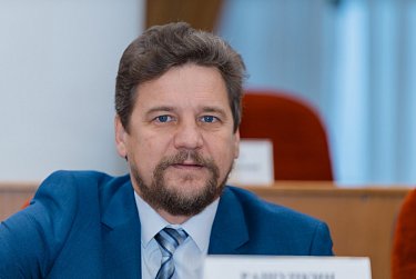 Депутаты приняли в первом чтении бюджет Оренбуржья 